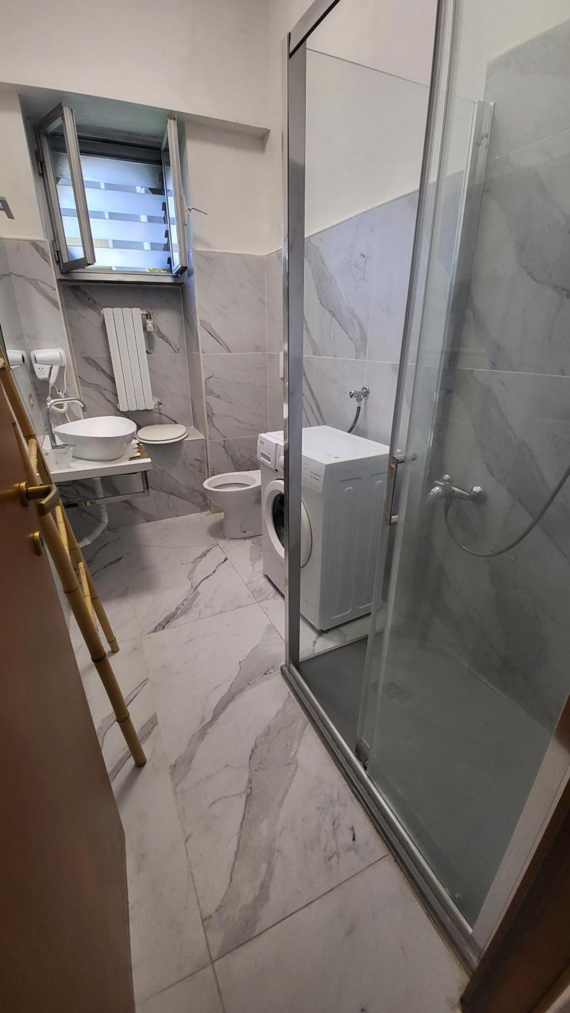 Toma Apartment Trilocale Moderno Per Max 6 Persone Milan Exterior photo