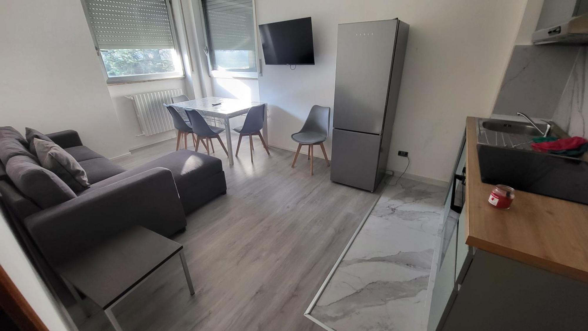 Toma Apartment Trilocale Moderno Per Max 6 Persone Milan Exterior photo