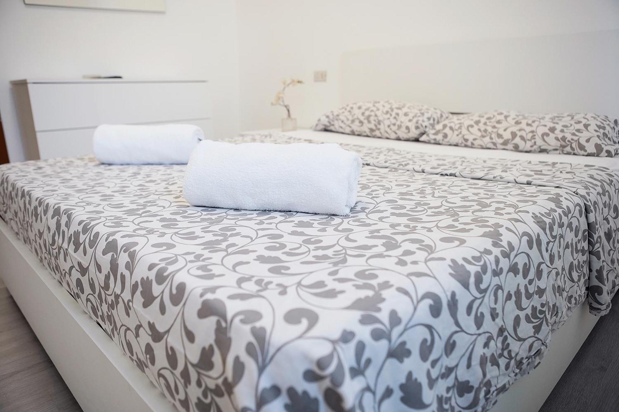 Toma Apartment Trilocale Moderno Per Max 6 Persone Milan Exterior photo